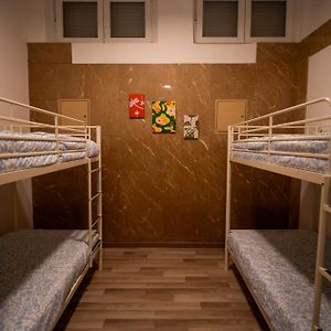 Dormitory Room Mixed